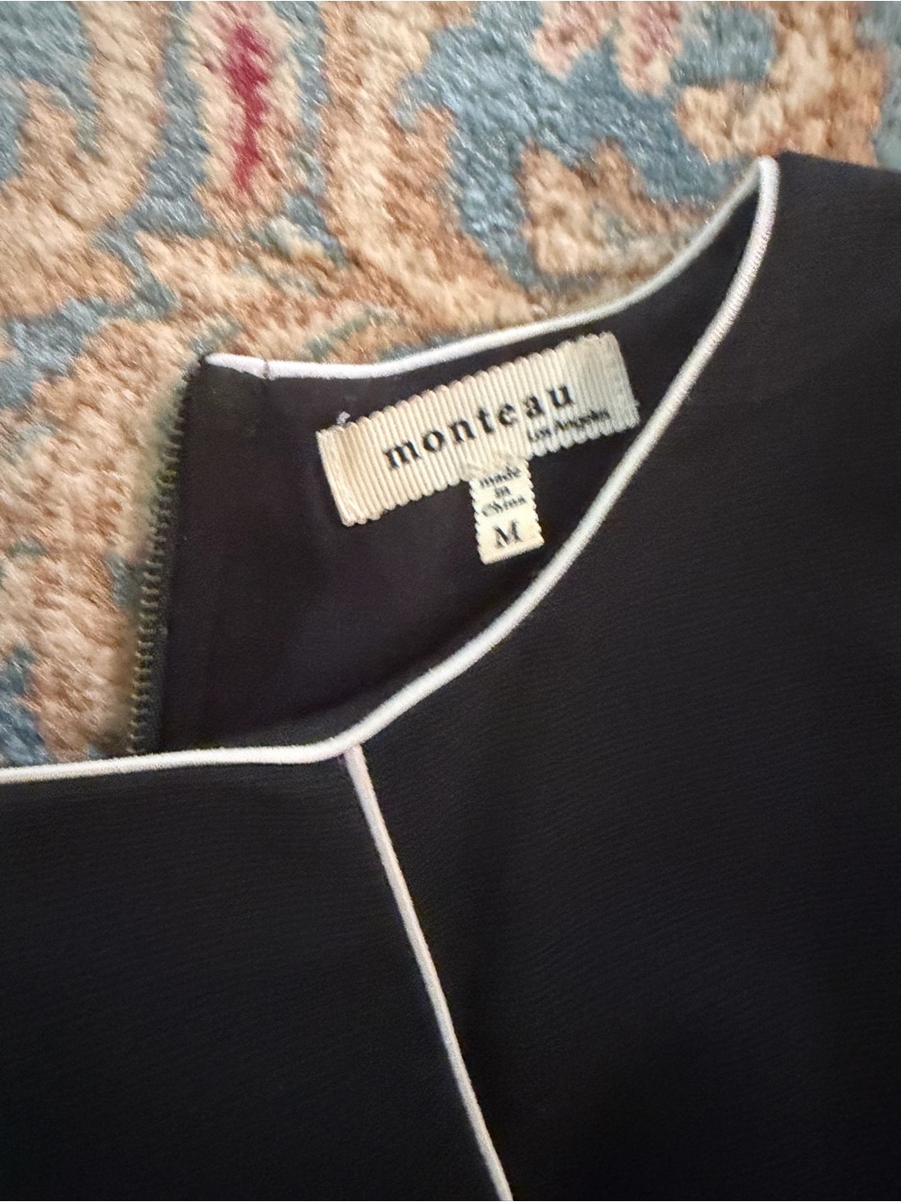 Monteau Black Peplum Top with Contrast Piping Size M - Picture 2 of 2